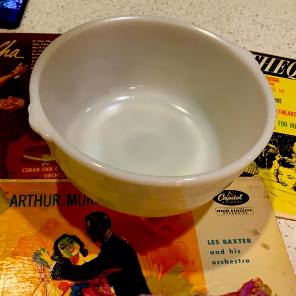 General Electric Other - Milk Glass Mixing Bowl